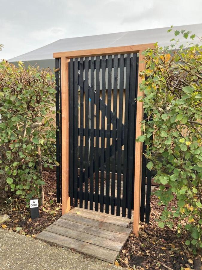 Glamping Aan De Plas Vinkeveen Exterior photo